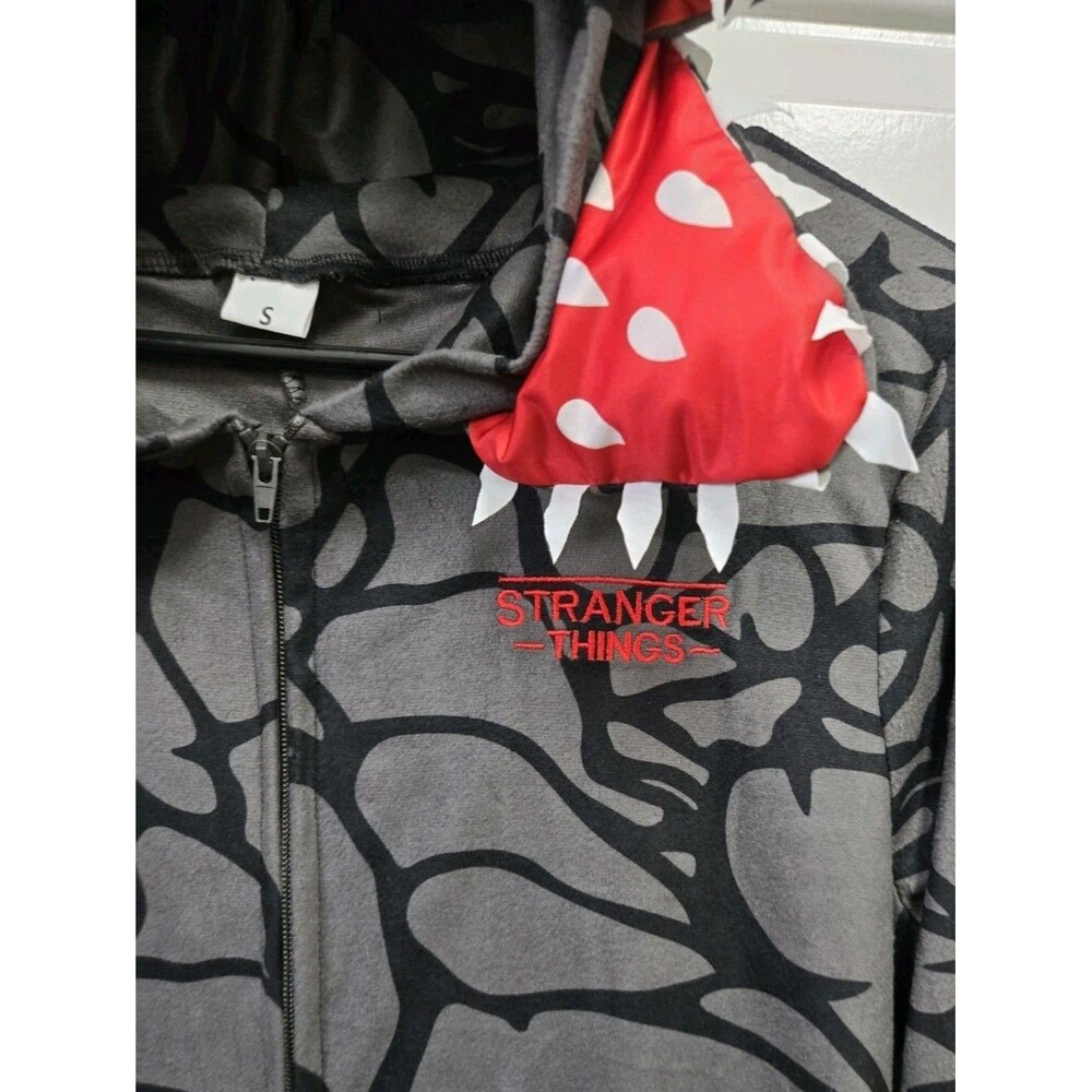 Stranger Things Demogorgon Jumpsuit Body Suit One Piece S - Picture 3 of 6